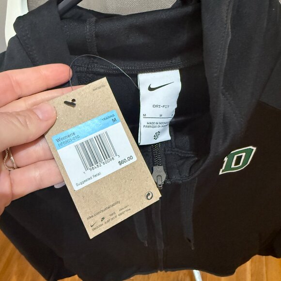 Women's Nike Dartmouth Dri-Fit Hooded Jacket, Medium - Picture 3 of 3